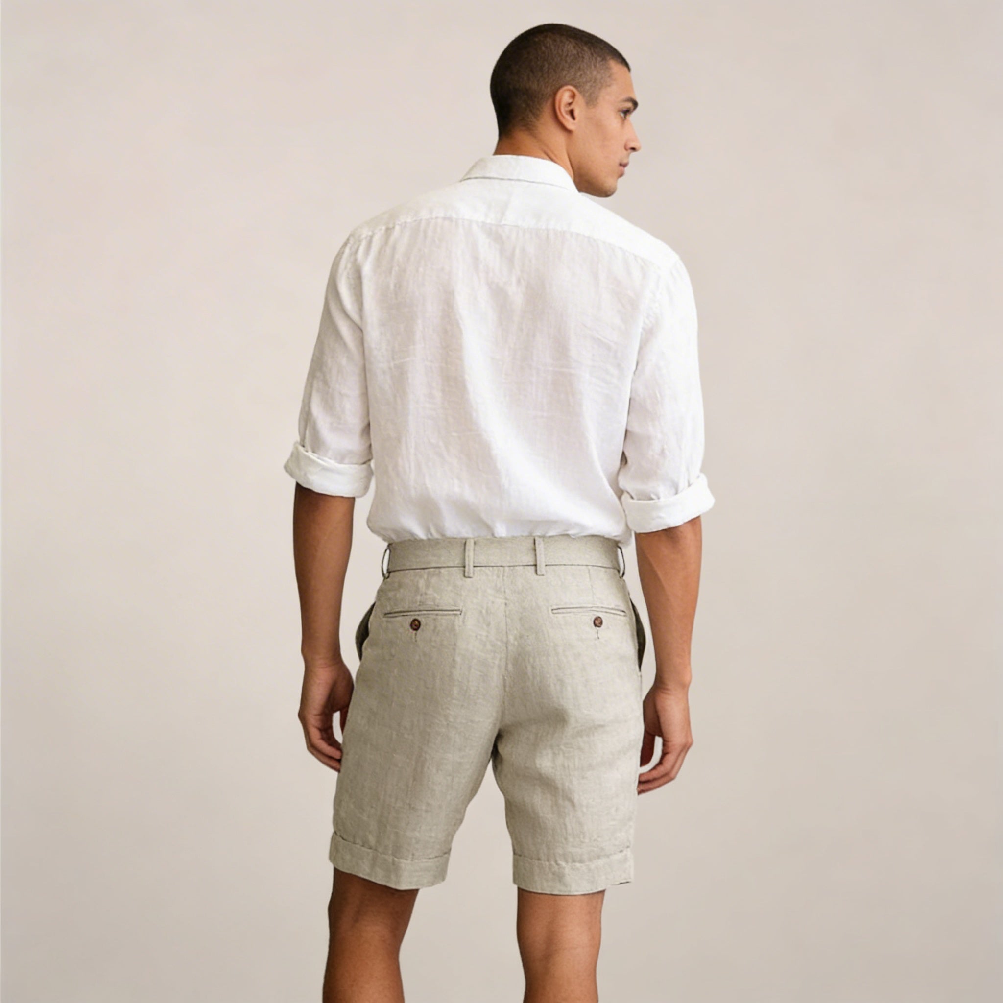 Lniane szorty męskie – luźny krój, elastyczny pas - Arkadya Outlet - Men Shorts