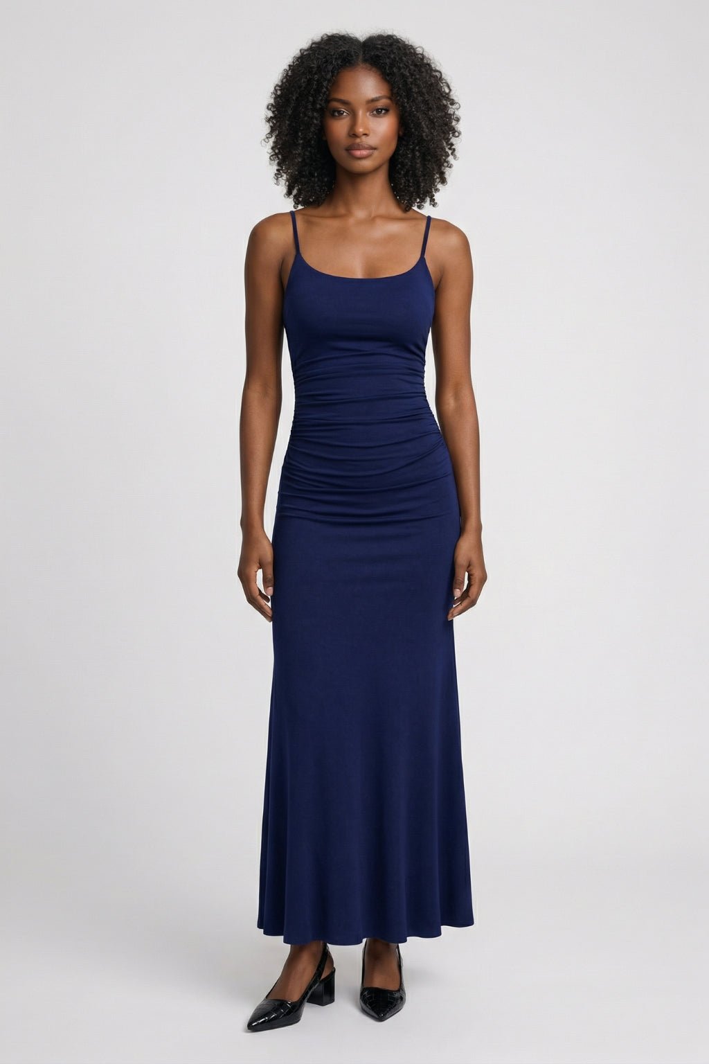 Sukienka maxi dopasowana z zakładkami - Arkadya Outlet - Women Maxi Dress