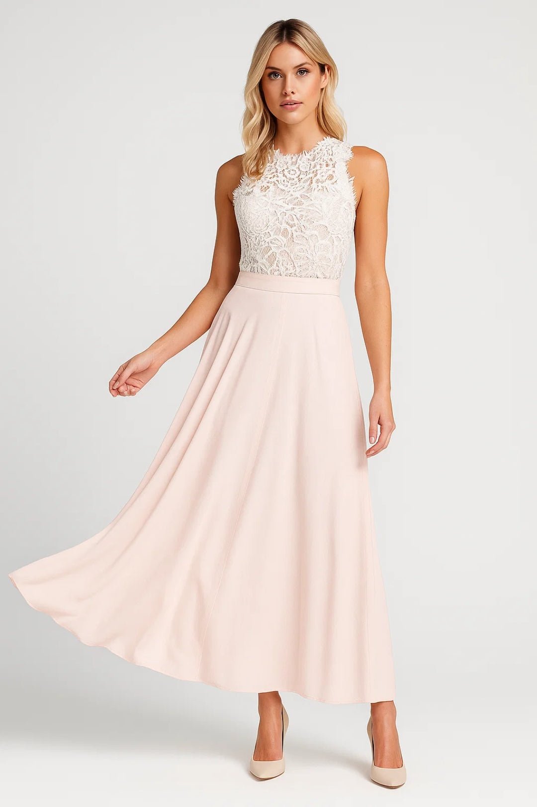 Sukienka maxi z koronkowym gorsetem - Arkadya Outlet - Women Maxi Dress