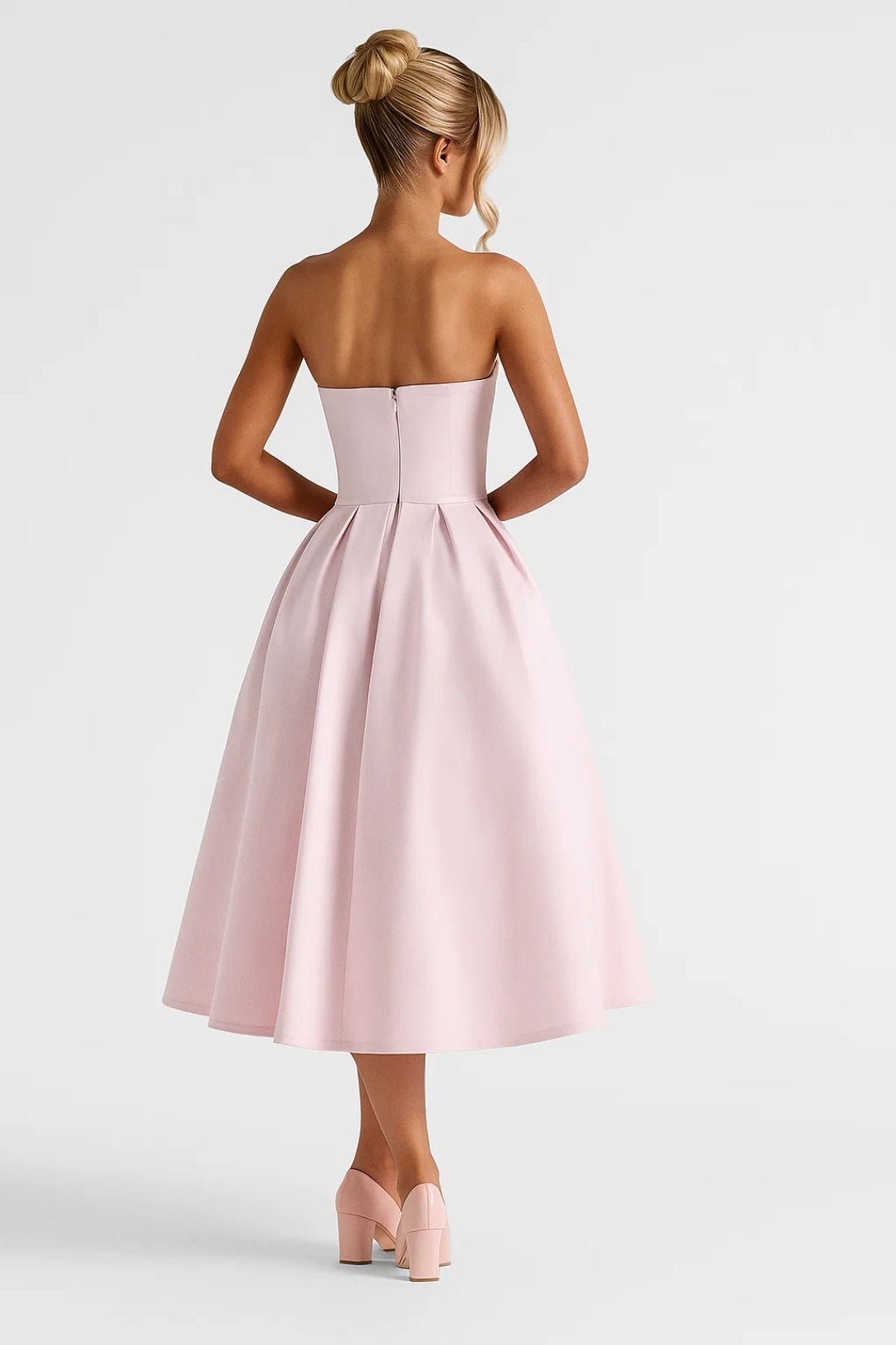 Sukienka midi bez ramiączek rozkloszowana - Arkadya Outlet - Women Midi Dress