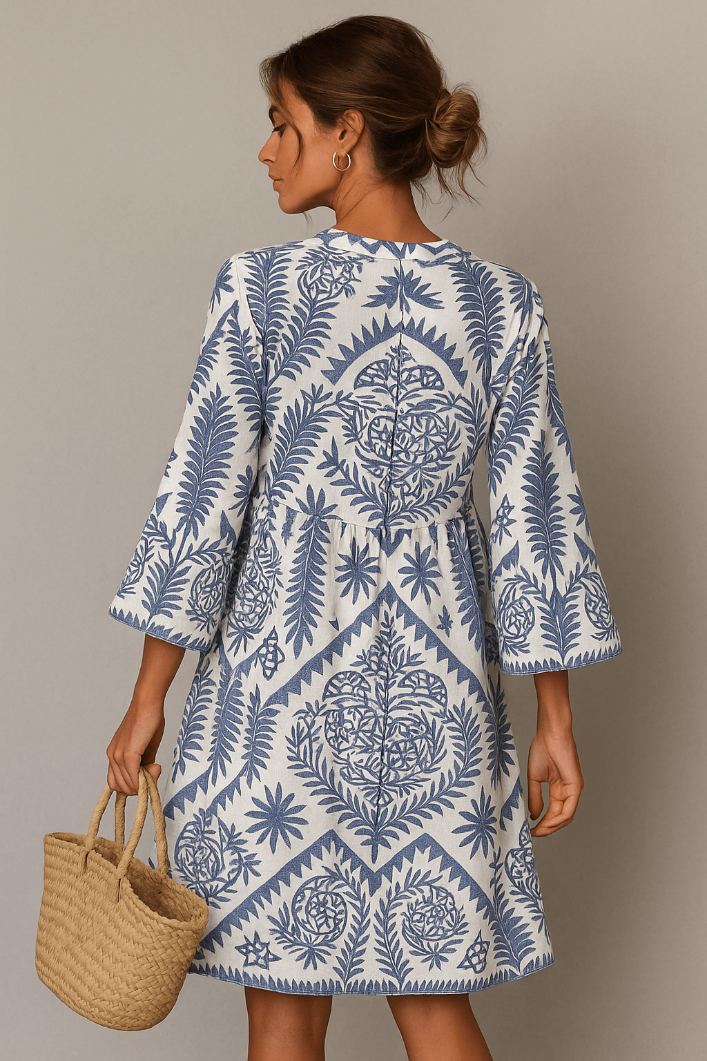 Sukienka midi boho z dekoltem V - Arkadya Outlet - Women Midi Dress