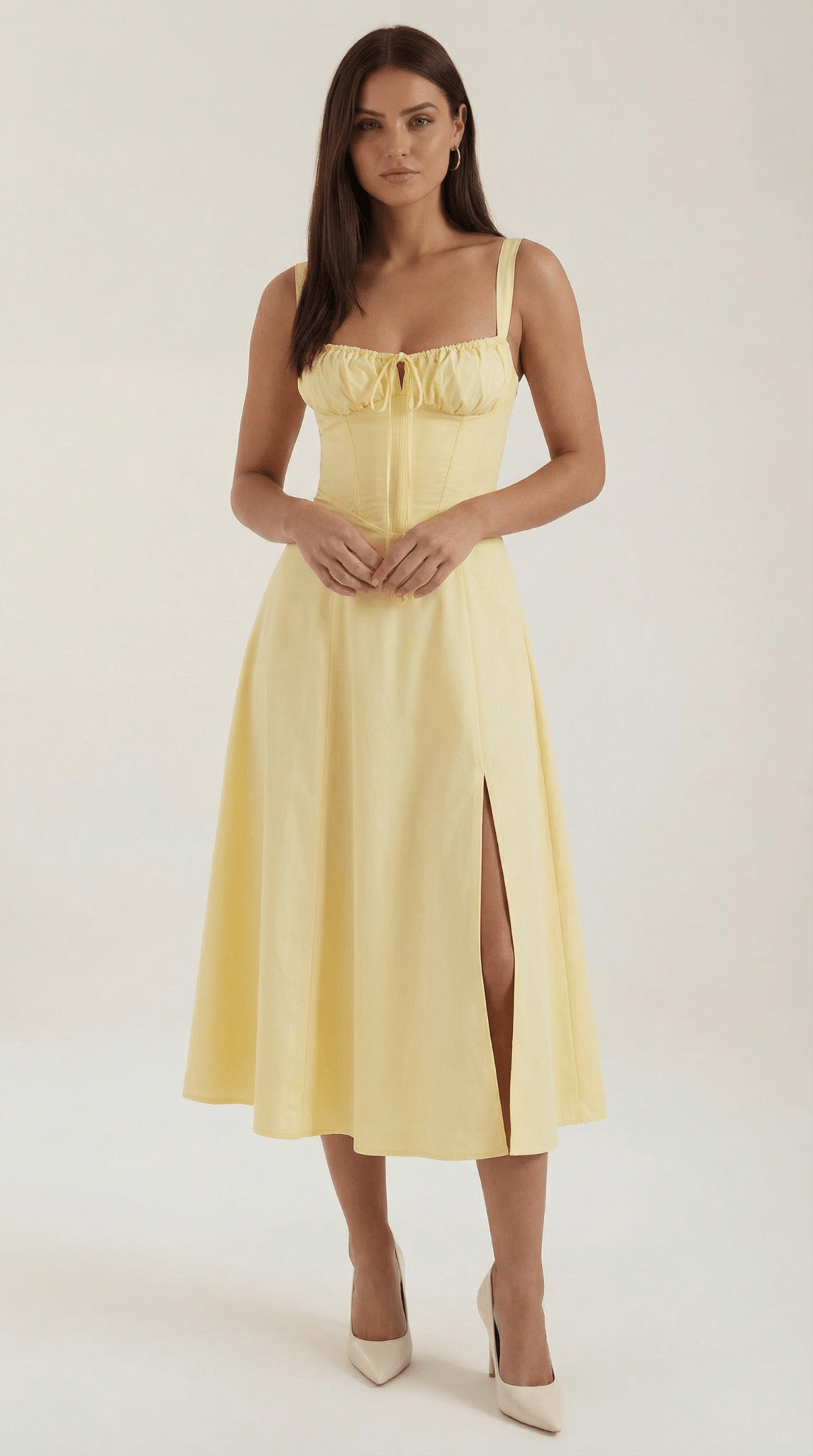 Sukienka midi dekolt w serce – krój A, wiązanie - Arkadya Outlet - Women Midi Dress