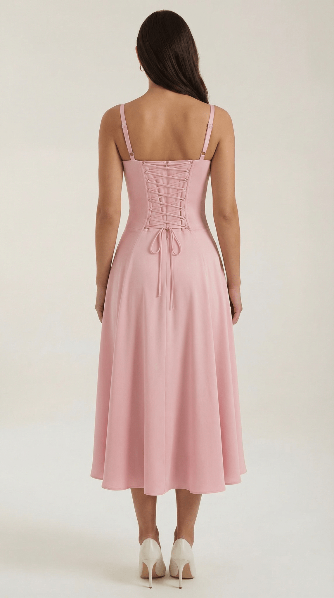 Sukienka midi dekolt w serce – krój A, wiązanie - Arkadya Outlet - Women Midi Dress