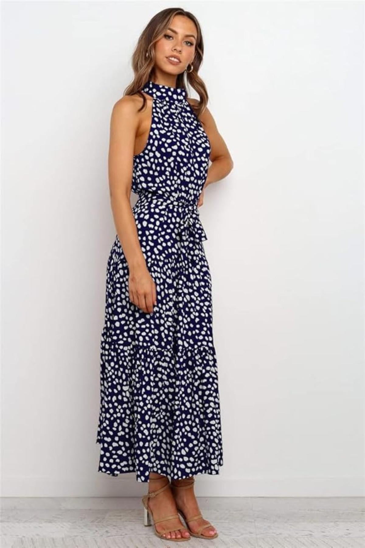 Sukienka midi w grochy halter z wiązaniem w talii - Arkadya Outlet - Women Midi Dress