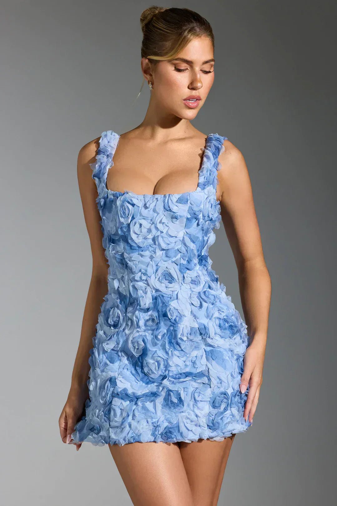 Sukienka mini gorsetowa w kwiaty - Arkadya Outlet - Women Mini Dress