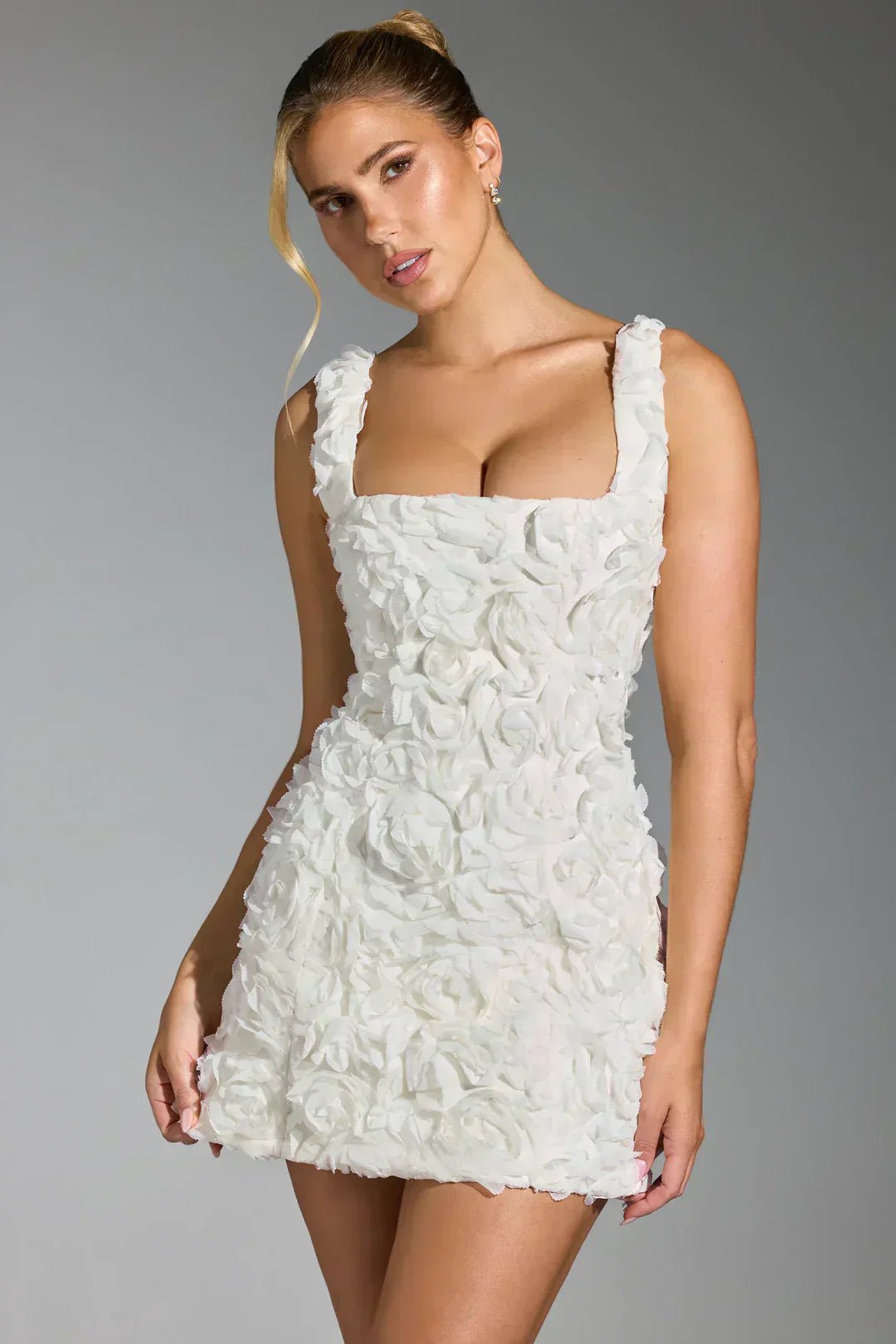 Sukienka mini gorsetowa w kwiaty - Arkadya Outlet - Women Mini Dress