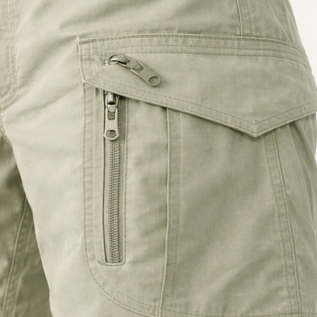 Szorty męskie cargo klasyczne - Arkadya Outlet - Men Short