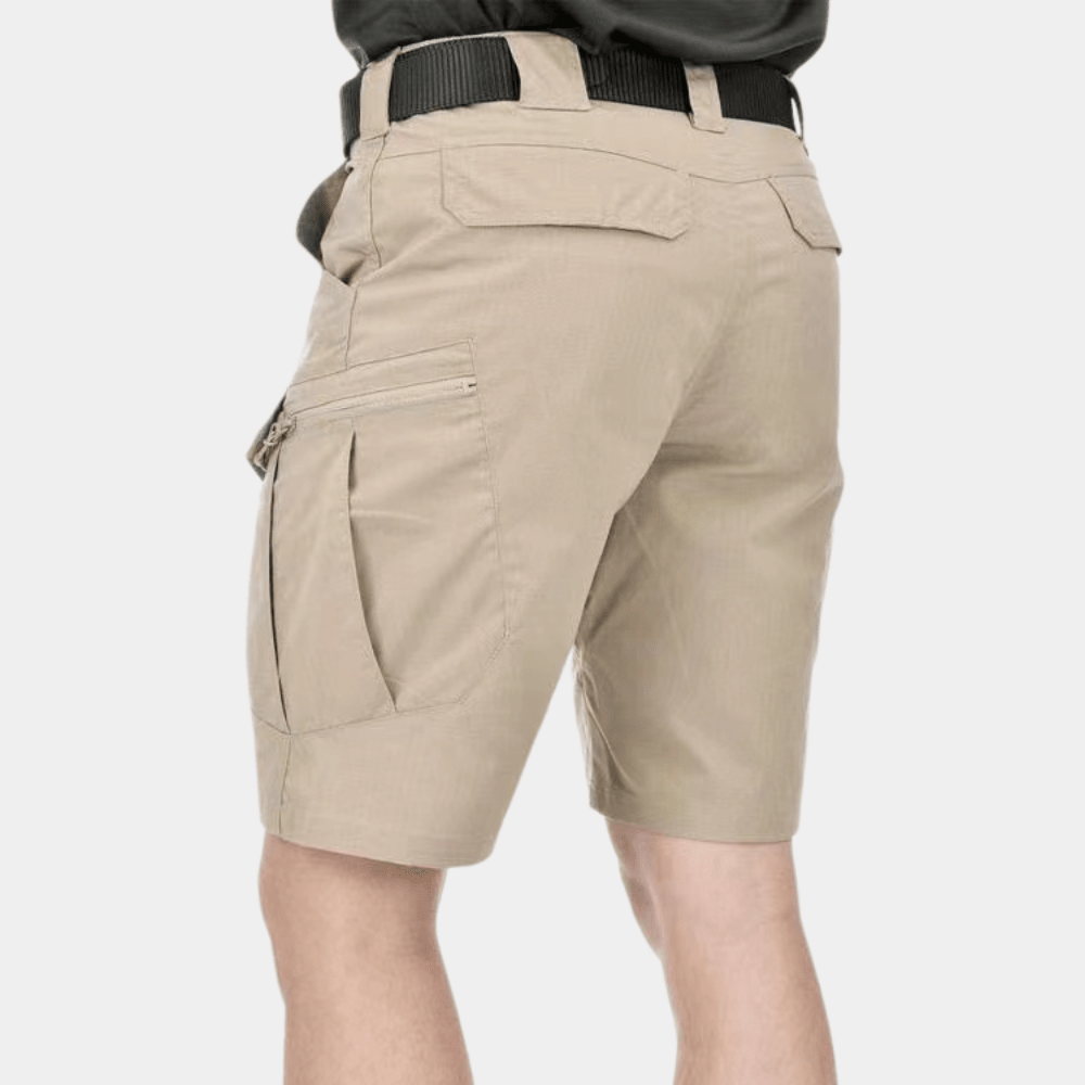 Szorty męskie cargo z paskiem - Arkadya Outlet - Men Short