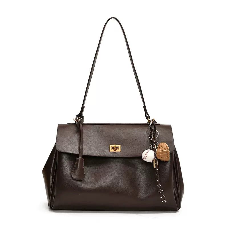 Torebka damska – zapięcie obrotowe, regulowany pasek - Arkadya Outlet - Women Bag