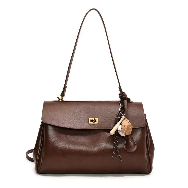 Torebka damska – zapięcie obrotowe, regulowany pasek - Arkadya Outlet - Women Bag