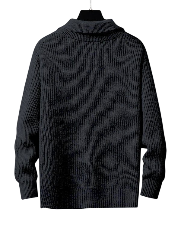 Czarny męski sweter z grubej dzianiny o luźnym kroju, kołnierz zapinany na zamek, długi rękaw, klasyczny styl