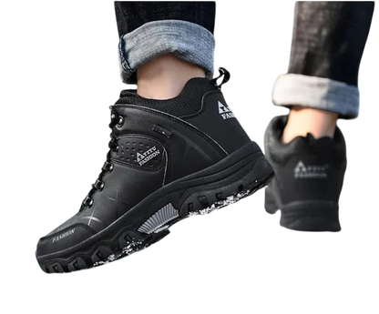 W Arkadii Outlet Męskie buty o wodoodpornej konstrukcji i ergonomicznej podeszwie-idealne na codzienne użytkowanie.