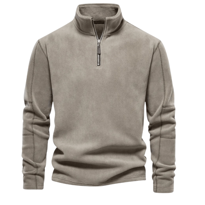 Męski polarowy sweter w kolorze taupe z zamkiem 1/4 i stójką, miękki materiał, długi rękaw, wygodny krój na co dzień