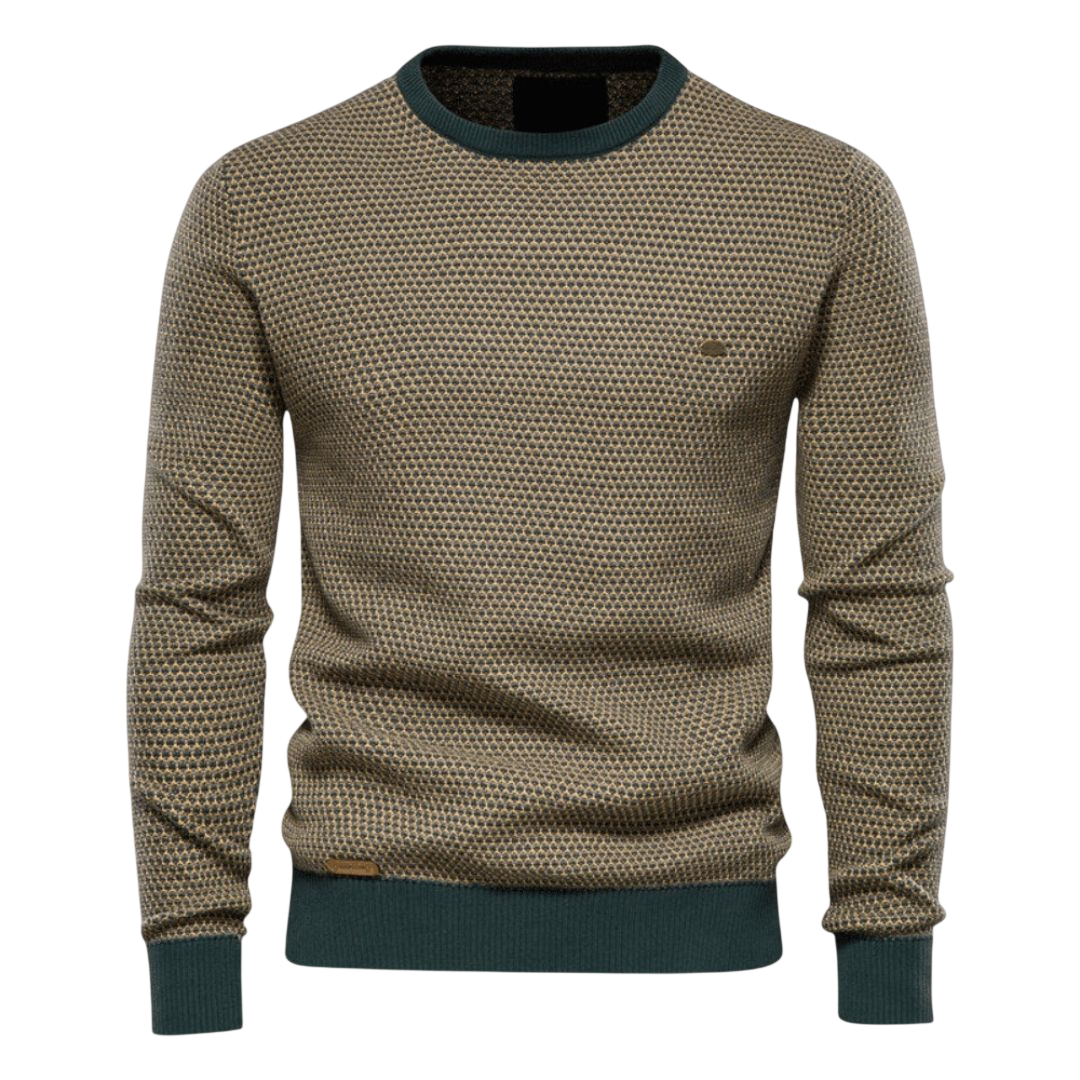 Męski sweter dzianinowy w kolorze zielonym; ujęcie z przodu na modelu.