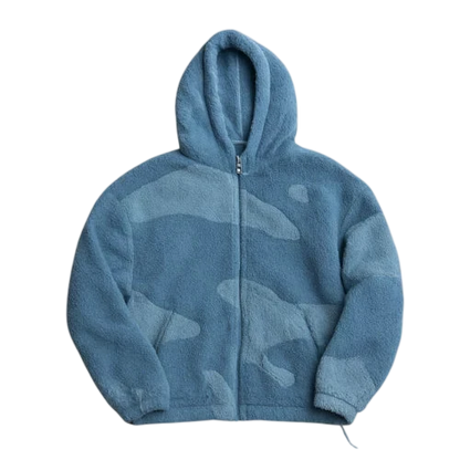 Arkadya Outlet Kurtka Z Kapturem Męska Luźny Krój Z Zamkiem Regulowana Dołem, niebieska rozpinana bluza z kapturem z jasnoniebieskim wzorem moro, kapturem ściąganym sznurkiem i elastycznymi mankietami, leży płasko na białym tle.