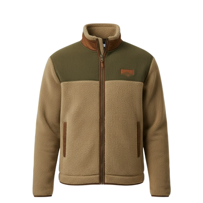 Arkadya Outlet Kurtka Męska Prosty Krój Lekka Odzież Wierzchnia Z Długim Rękawem posiada brązowy polar, oliwkowozielone panele na ramionach, brązowe wykończenia, zamek błyskawiczny z przodu i dwie brązowe kieszenie boczne na jasnoszarym tle.