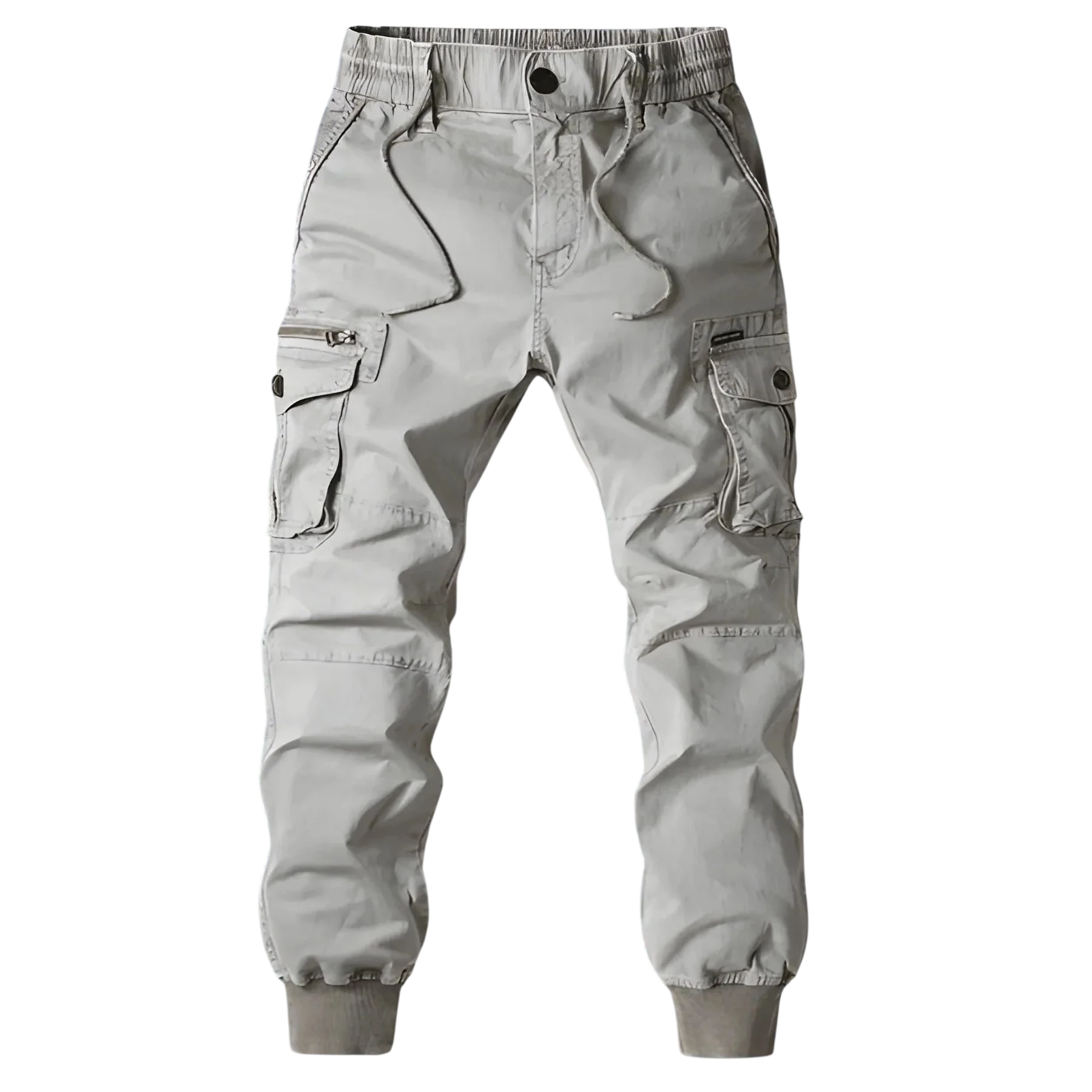 Arkadya Outlet Spodnie Cargo Męskie Kieszenie Na Zamek, w jasnoszarym kolorze z elastycznym pasem i ściągaczami, wieloma kieszeniami na zamek i klapę, prezentowane na tle rozmytego miejskiego krajobrazu.