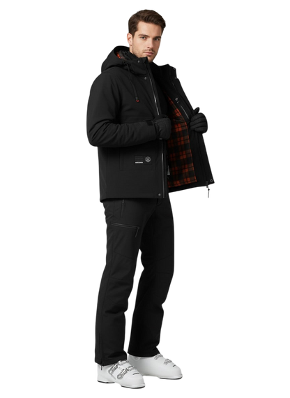 Mężczyzna stoi przodem w czarnych spodniach, rękawiczkach, białych butach śniegowych i kurtce Arkadya Outlet Kurtka Zewnętrzna Męska Wodoodporna Zapięcie na Zamek, trzymając ją otwartą, aby pokazać czerwoną podszewkę w kratę na gładkim białym tle.