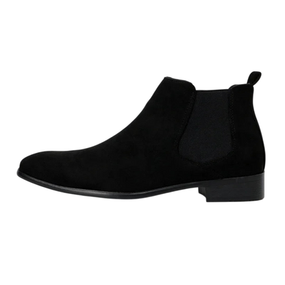 Botki męskie wsuwane z kwadratowym noskiem i niskim obcasem marki Arkadya Outlet to stylowe, łatwe w noszeniu buty za kostkę, które oferują wygodę bez wysiłku i nowoczesny wygląd.