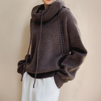 Bluza damska z kapturem i kominowym dekoltem – swobodny krój, regulowany sznurek - Arkadya Outlet - Women Hoodie