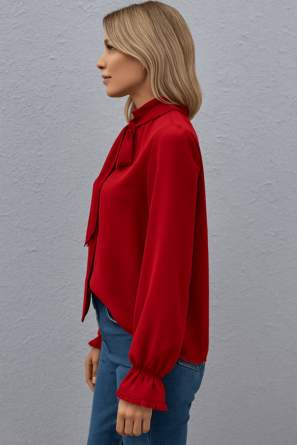 Bluzka damska z długim rękawem i wiązaniem przy szyi - Arkadya Outlet - Women Blouse