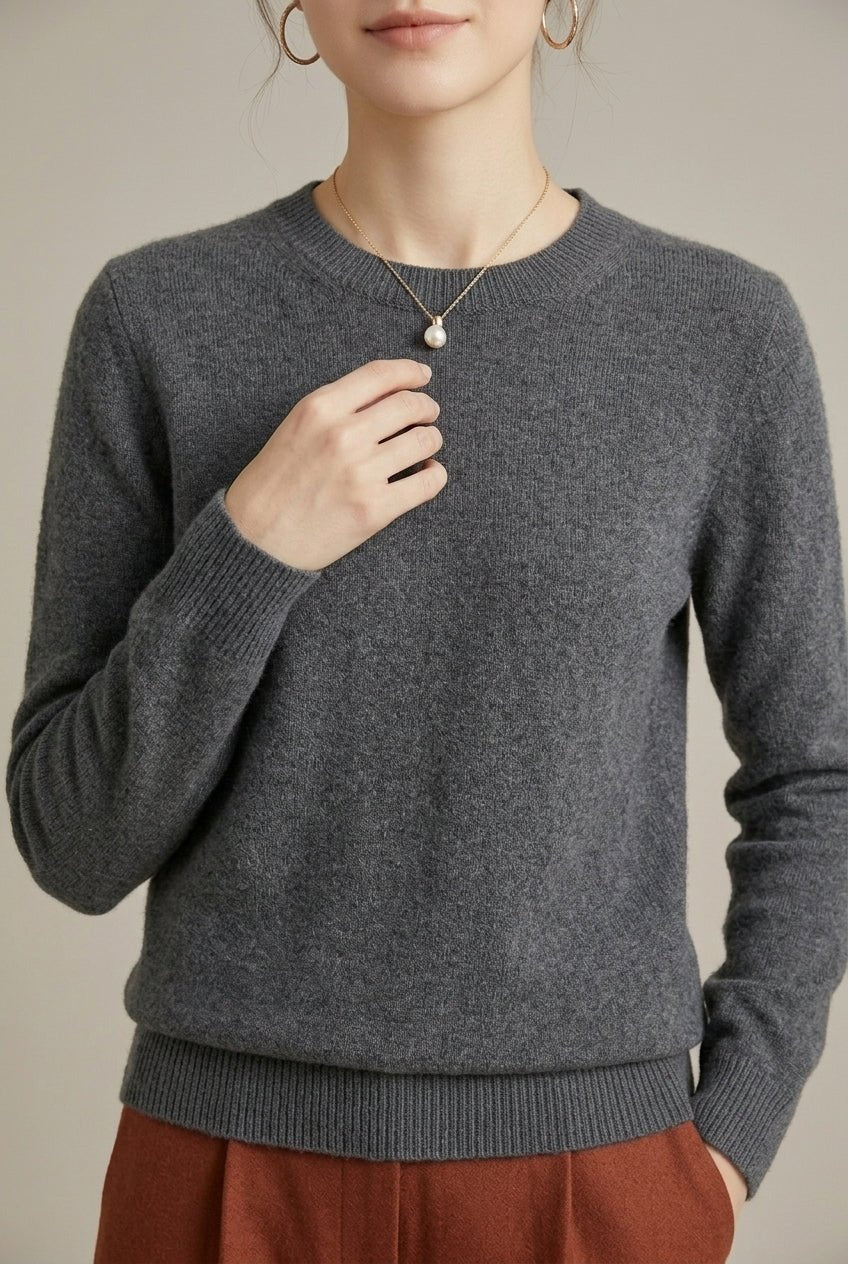 Damska Bluza | Luźny krój z okrągłym dekoltem i prążkowanymi - Arkadya Outlet - Sweaters