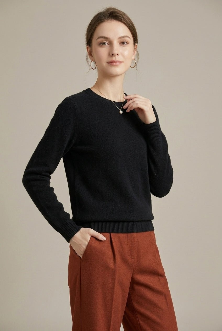 Damska Bluza | Luźny krój z okrągłym dekoltem i prążkowanymi - Arkadya Outlet - Sweaters