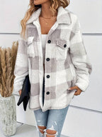 Damska Kurtka Polarowa | Krój Relaxed z Guzikami z Przodu - Arkadya Outlet - Jackets
