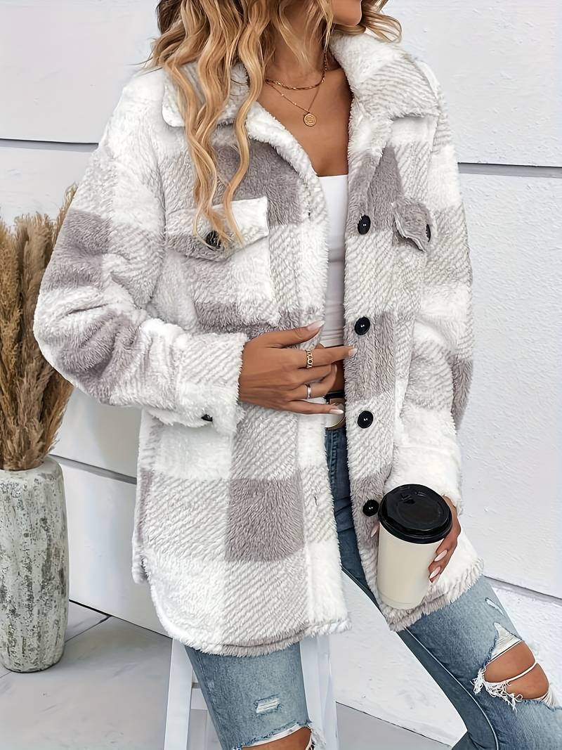 Damska Kurtka Polarowa | Krój Relaxed z Guzikami z Przodu - Arkadya Outlet - Jackets