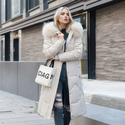 Damska Kurtka Puchowa | Przedłużona z kapturem z futerkiem - Arkadya Outlet - Jackets