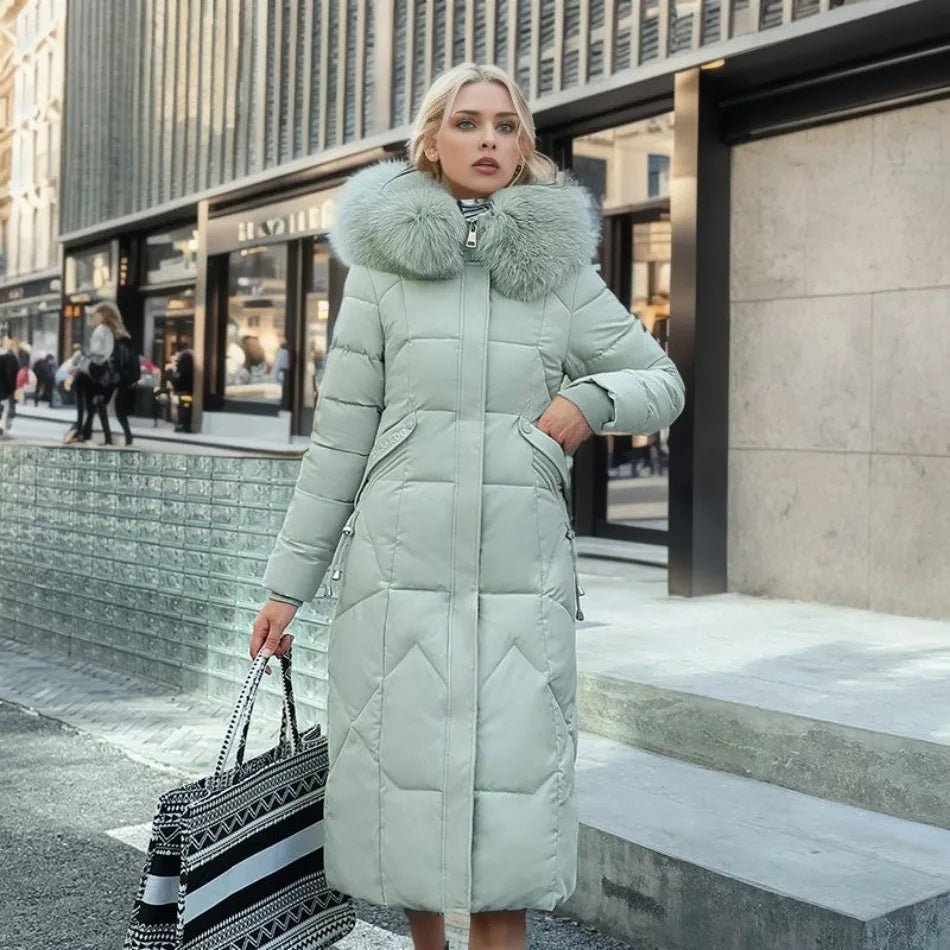Damska Kurtka Puchowa | Przedłużona z kapturem z futerkiem - Arkadya Outlet - Jackets
