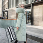 Damska Kurtka Puchowa | Przedłużona z kapturem z futerkiem - Arkadya Outlet - Jackets