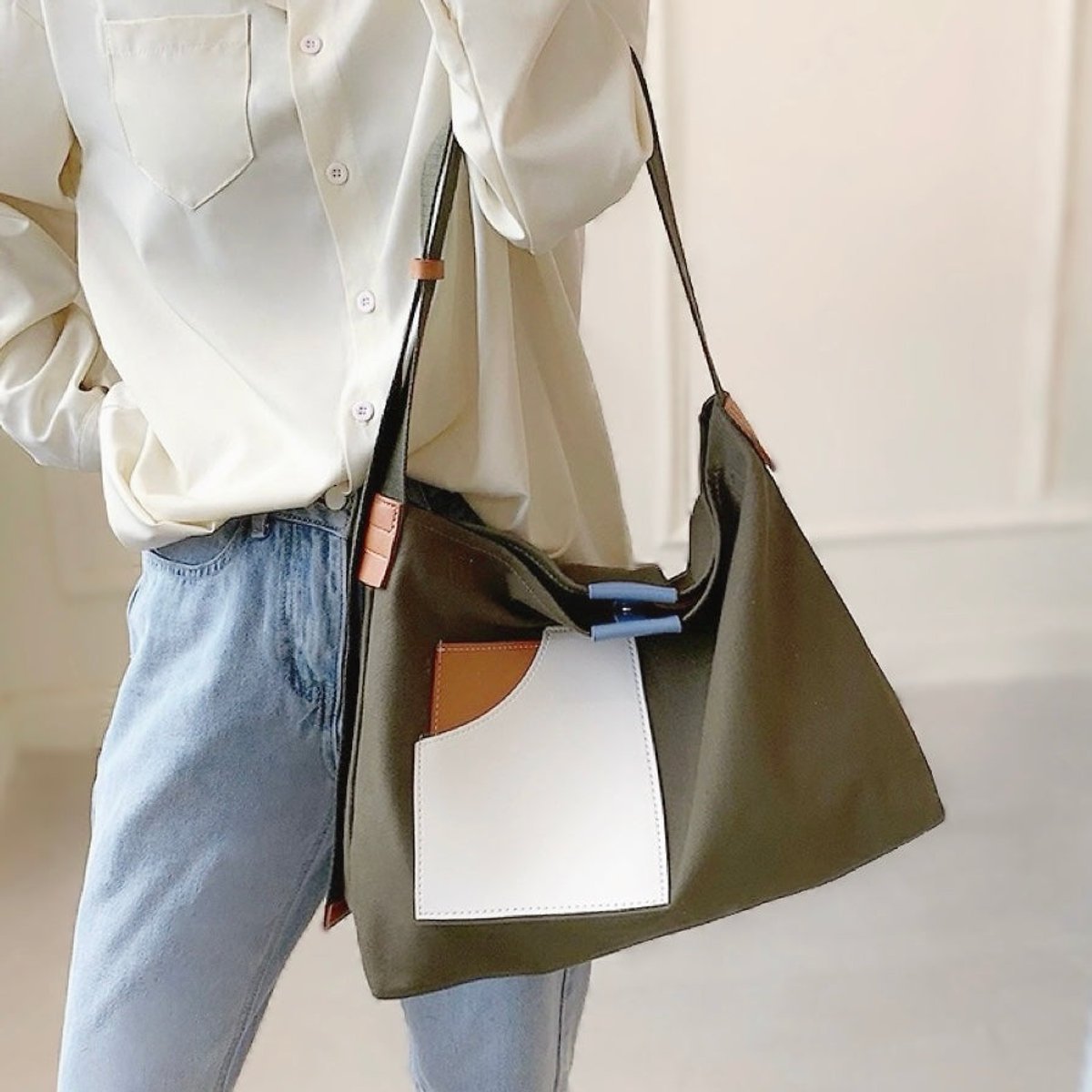 Damska Torba na Ramię | Regulowany pasek i zatrzask - Arkadya Outlet - Bags
