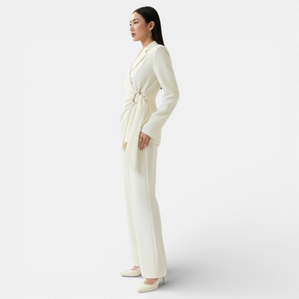 Damski Garnitur | Żakiet Kopertowy i Szerokie Spodnie - Arkadya Outlet - Suits