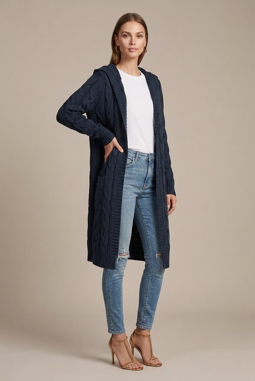 Damski Kardigan | Długi krój z kapturem i kieszeniami - Arkadya Outlet - Cardigans