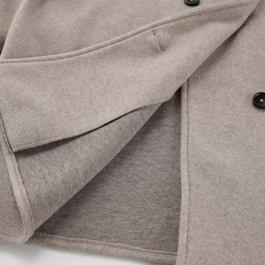 Damski Płaszcz | Dwurzędowe zapięcie i dopasowany krój - Arkadya Outlet - Coats