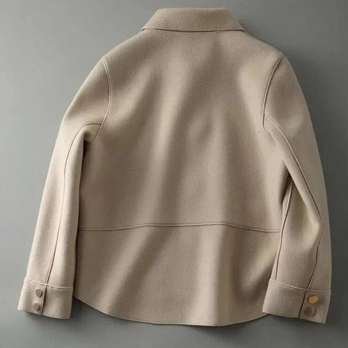 Damski Płaszcz Zimowy | Dopasowany krój z guzikami z przodu - Arkadya Outlet - Coats