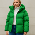Damski Płaszcz Zimowy | Luźny krój z pikowaną konstrukcją i kapturem - Arkadya Outlet - Coats