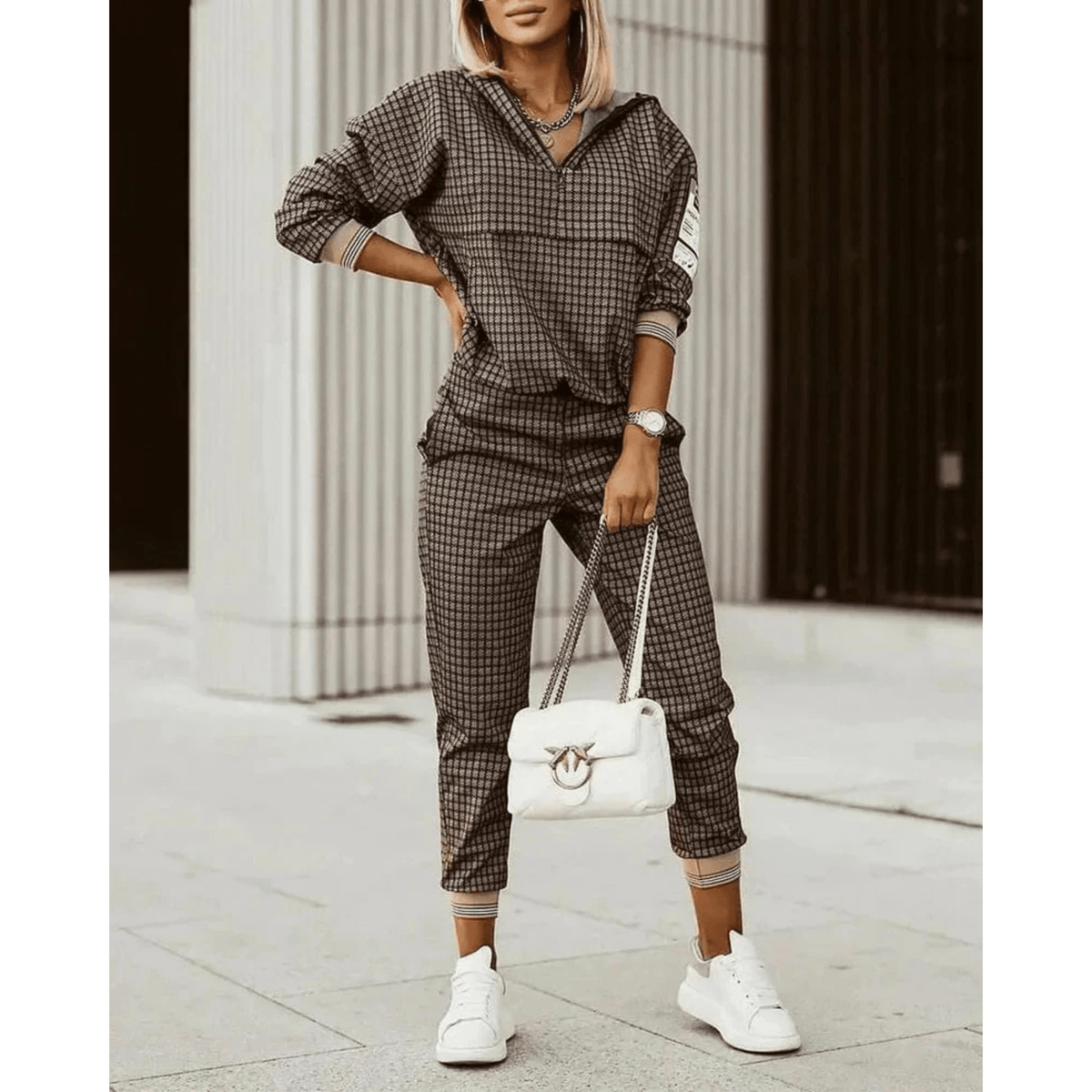 Damski Zestaw Dresowy | Bluza z Kapturem i Spodnie Joggery - Arkadya Outlet - Sets