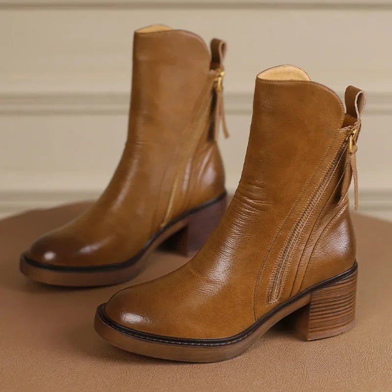 Damskie Botki Chelsea z Okrągłym Noskiem i Obcasem - Arkadya Outlet - Boots