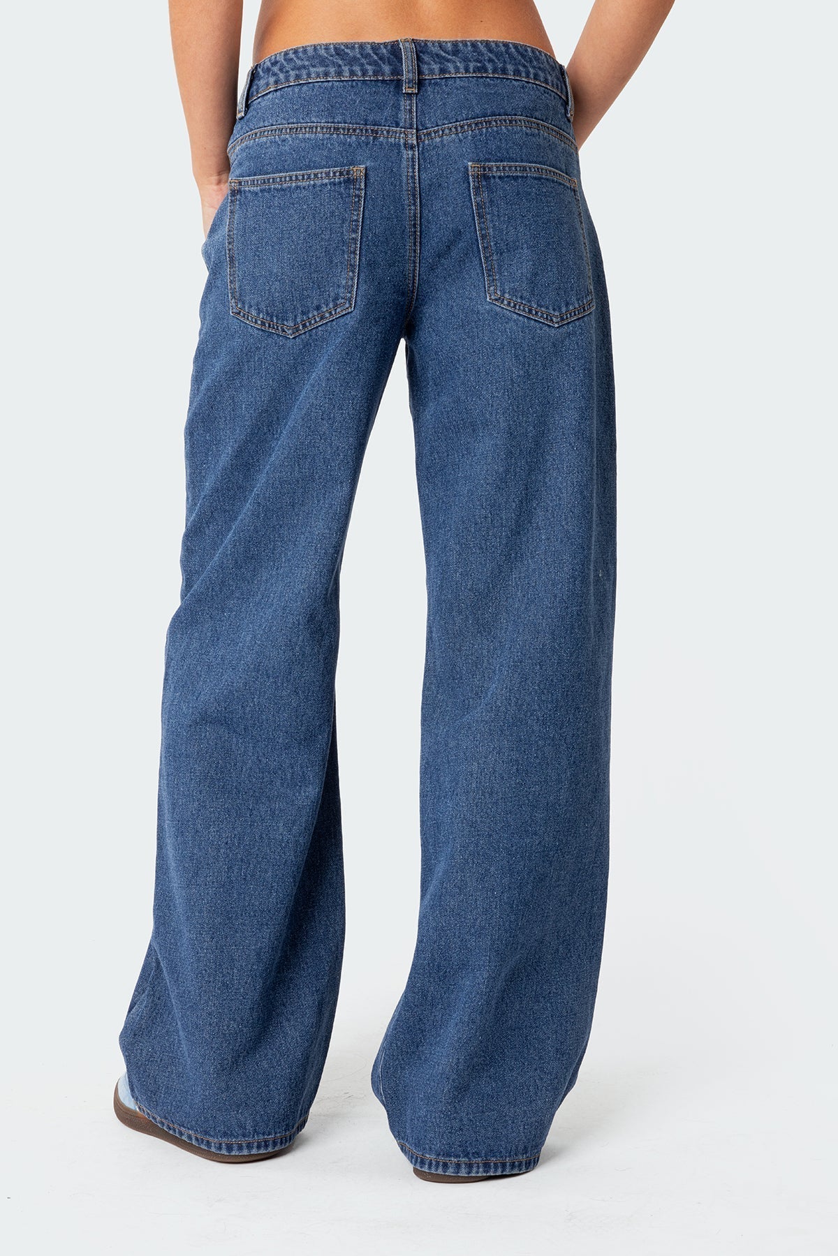 Jeansy damskie niski stan prosta nogawka - Arkadya Outlet - Women Pants