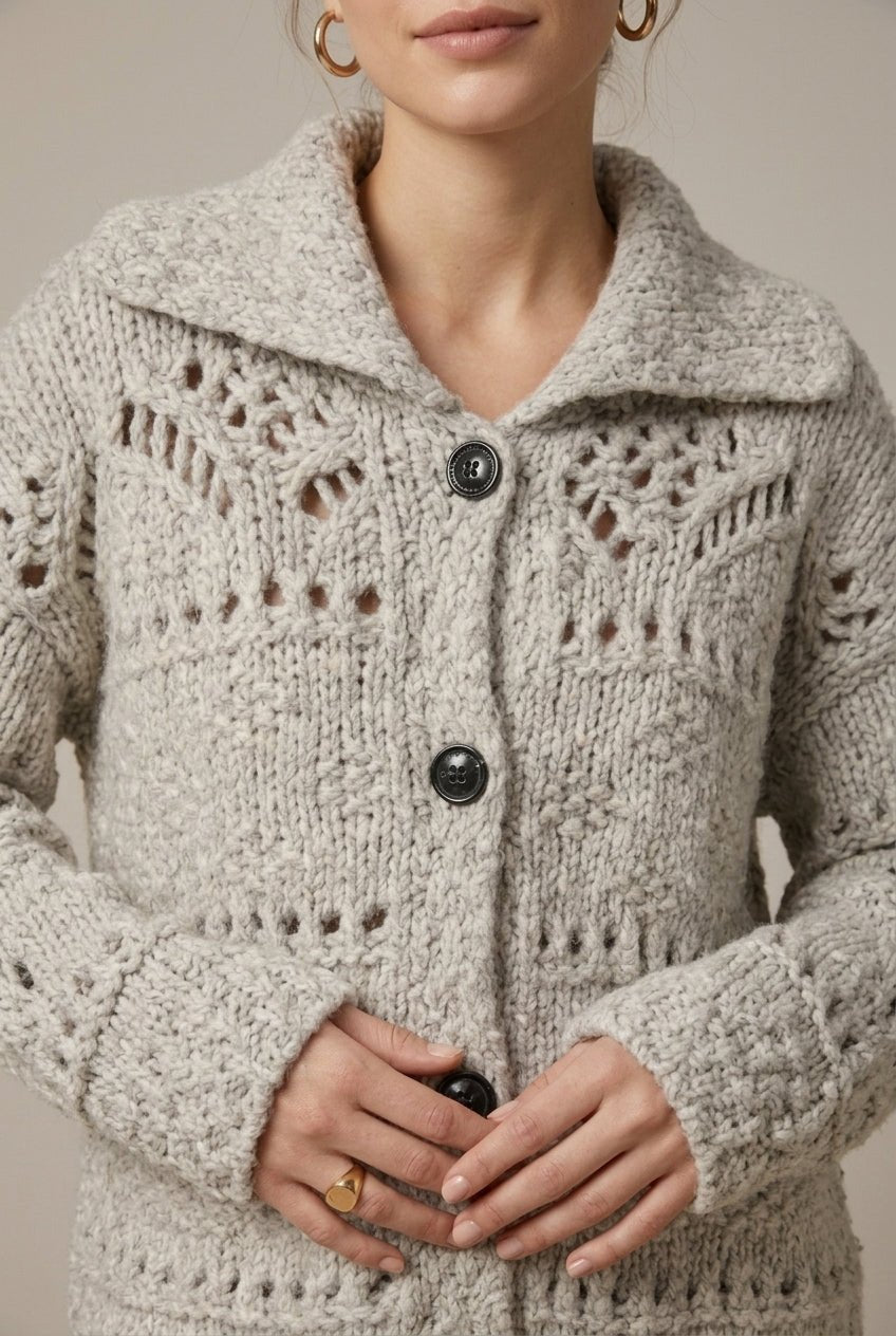 Kardigan Damski | Luźny krój z zapięciem na guziki z przodu - Arkadya Outlet - Cardigans