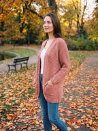 Kardigan Damski | Oversized z Splotem Kablowym i Kieszeniami - Arkadya Outlet - Cardigans