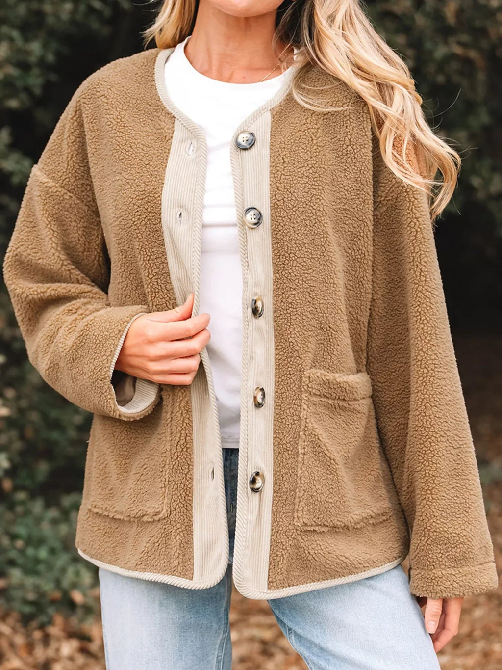 Kardigan damski z guzikami długi rękaw - Arkadya Outlet - Women Jacket