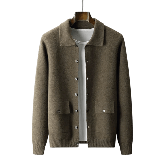 Kardigan męski zapinany na guziki z kołnierzem i kieszeniami - Arkadya Outlet - Men Cardigan