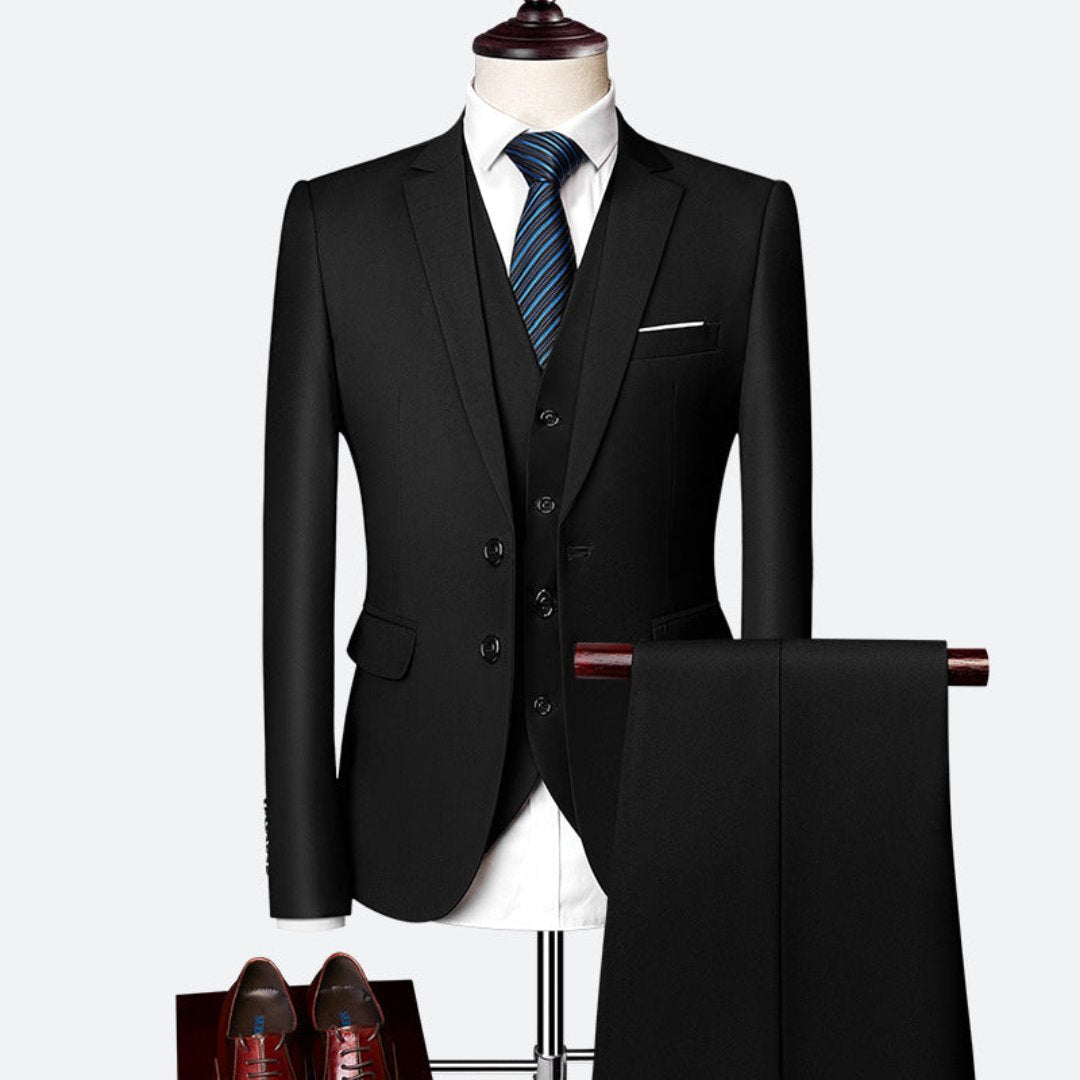 Komplet trzyczęściowy męski dopasowany zestaw odzieży - Arkadya Outlet - Men Suit