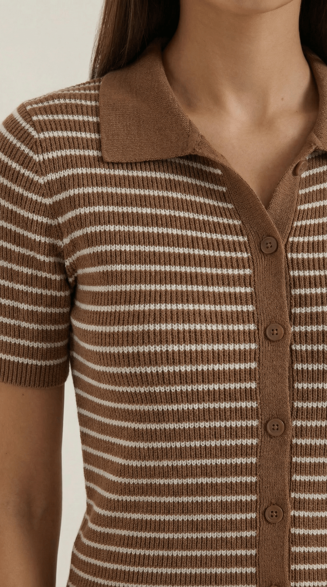 Koszulka polo damska z zapięciem z przodu - Arkadya Outlet - Women Top