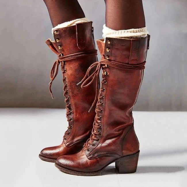 Kozaki damskie za kolano sznurowane z usztywnioną formą – profilowany krój wzdłuż nogi - Arkadya Outlet - Women Shoes