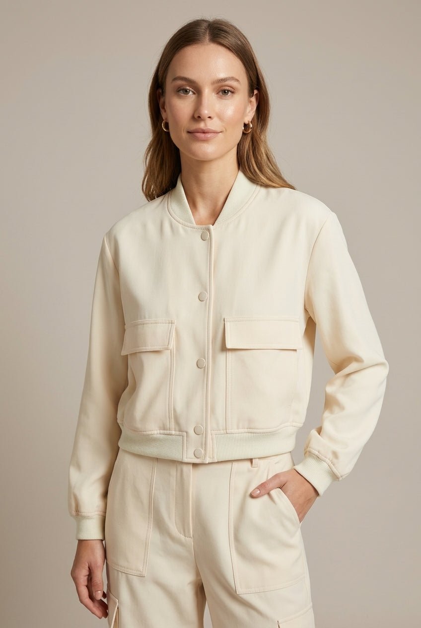 Kurtka Damska Bomber | Luźny Krój z Guzikami z Przodu - Arkadya Outlet - Jackets