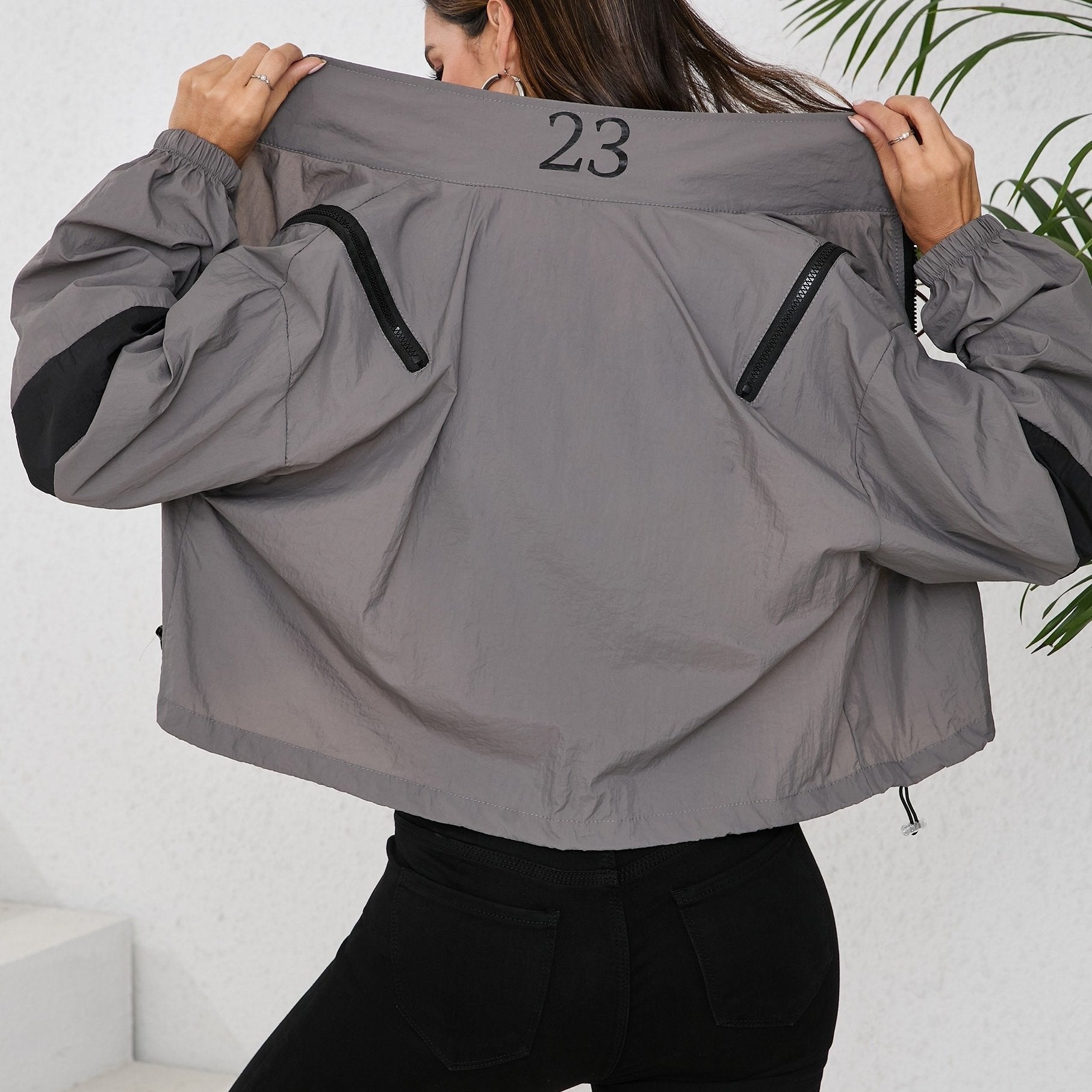 Kurtka damska krótka – zamek, paski, dopasowana - Arkadya Outlet - Women Jacket